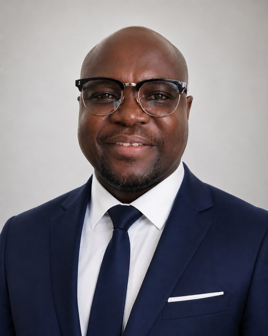 M. GBERY Éric Damas, Gérant et 1er Responsable de Juriste Inovation